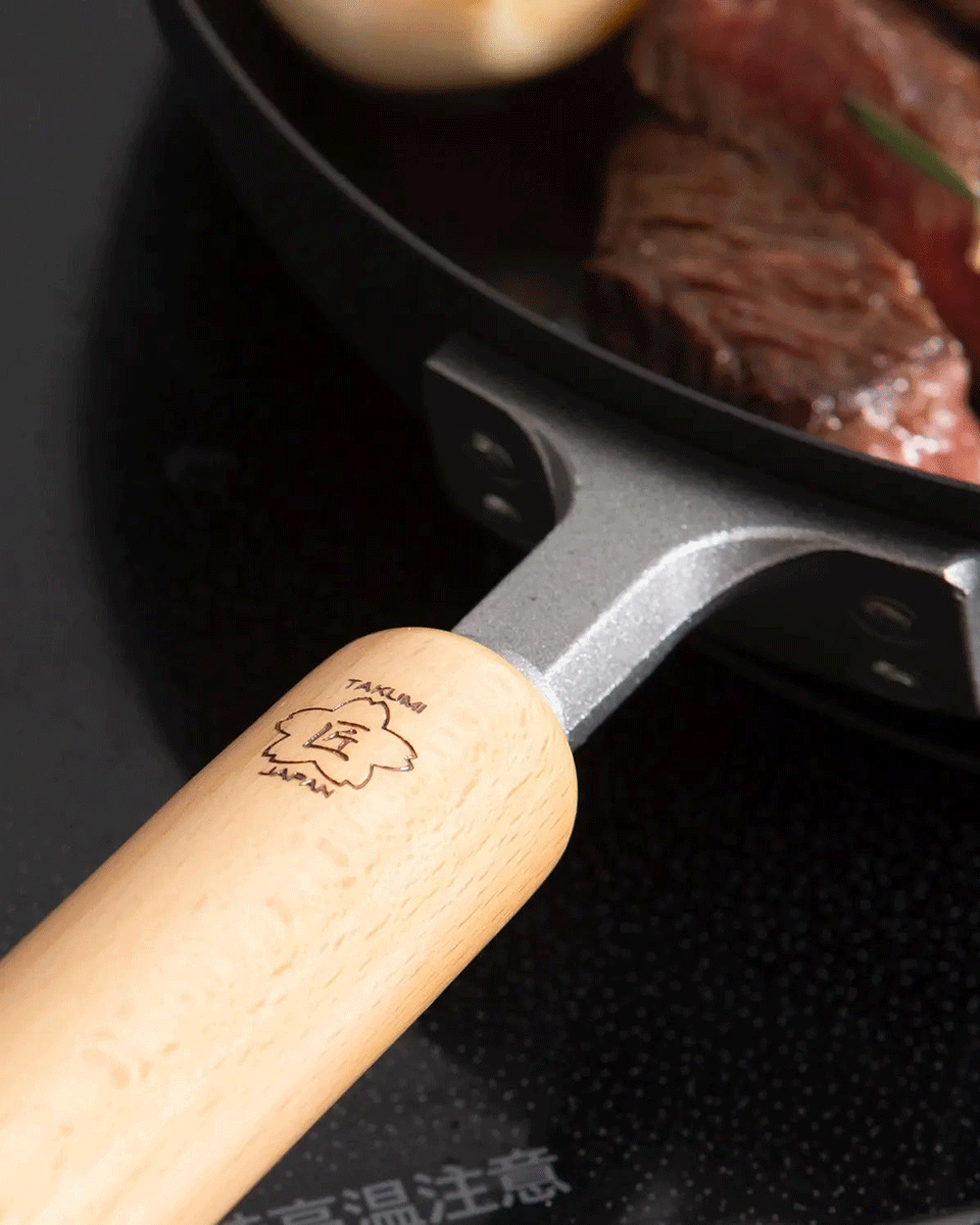 Nihon Yoshokki Takumi Japan Magma Plate Eisenpfanne 26cm